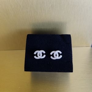 Logo stud earrings
